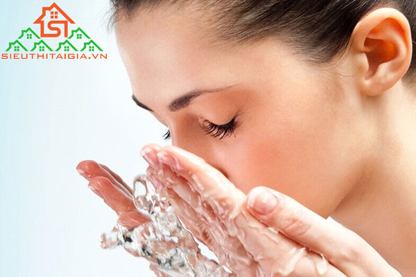 Mách Bạn Các Bí Quyết Đơn Giản Chăm Sóc Da Mùa Hanh Khô