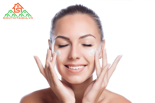 Cách Dưỡng Ẩm Da Mùa Đông Và Các Loại Mặt Nạ Dưỡng Ẩm