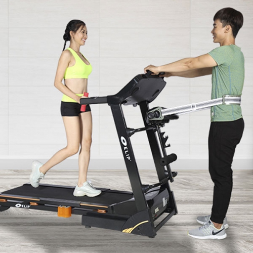 Giải đáp: Mua máy chạy bộ cơ hay máy chạy bộ điện