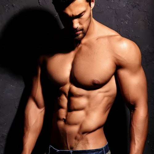 Các bài tập gym cho nam phát triển cơ ngực hiệu quả