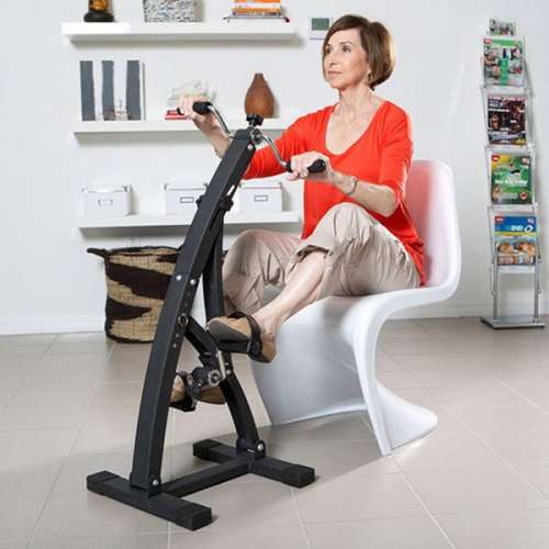 Xe đạp tập thể dục tại nhà loại nào tốt cho người già?