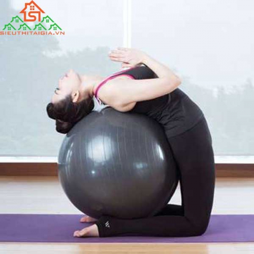 Mách Nàng 5 Bài Tập Yoga Với Bóng Dễ Thực Hiện Ngay Tại Nhà