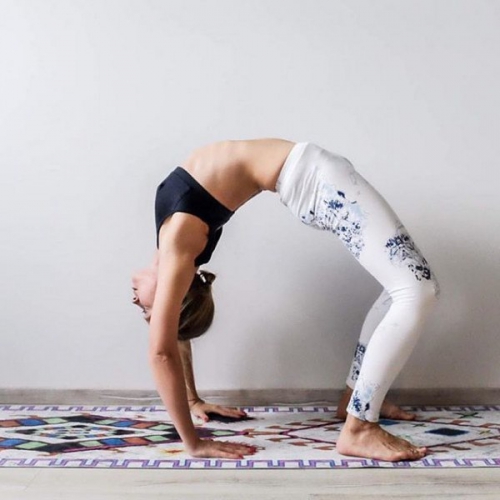 Những bài tập giúp giảm đau khi tập Yoga bị căng cơ chân