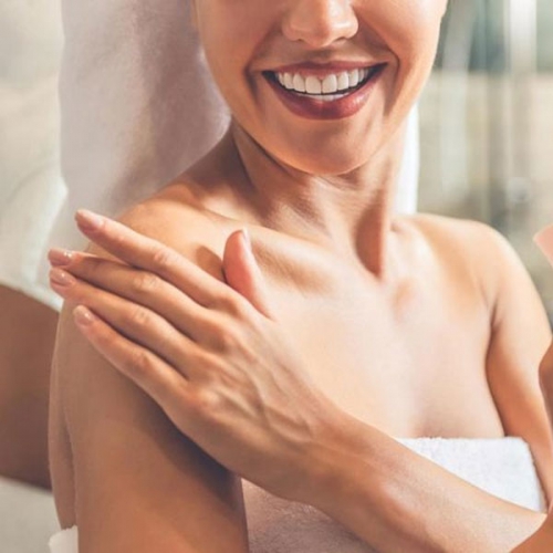Các Bước Chăm Sóc Da Toàn Thân Hằng Ngày Để Da Mềm Mại