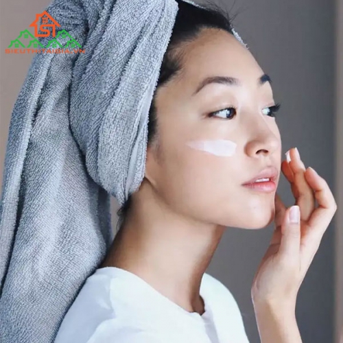 Giai Đoạn Hình Thành Sẹo Rỗ Và Top Kem Trị Sẹo Tốt