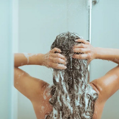 Mách bạn cách trị gàu bằng muối tại nhà hiệu quả bất ngờ