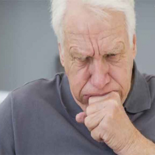 Uống nước bị sặc vào phổi có gây nguy hiểm không?