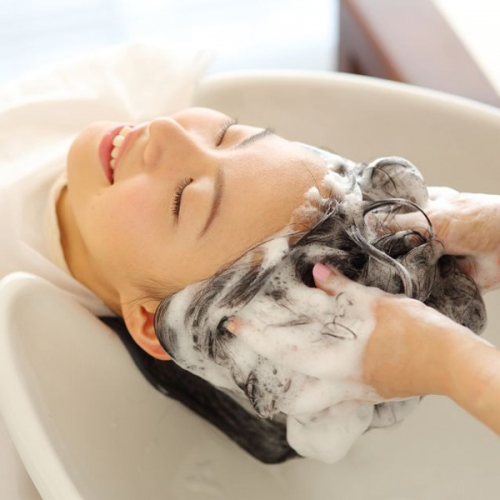 Có nên gội đầu trong ngày đèn đỏ không?