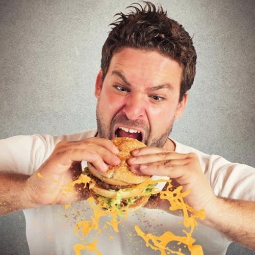 Gợi ý một số việc nên làm  sau khi lỡ ăn quá nhiều 