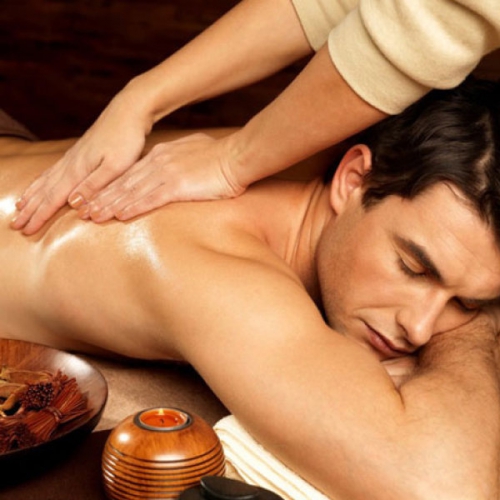 Hướng dẫn cách mát xa toàn thân cho nam giúp giảm đau lưng