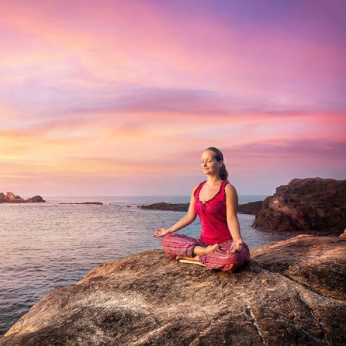 Yoga Giảm Stress Căng Thẳng Hiệu Quả Cho Bạn Vui Tươi Hơn